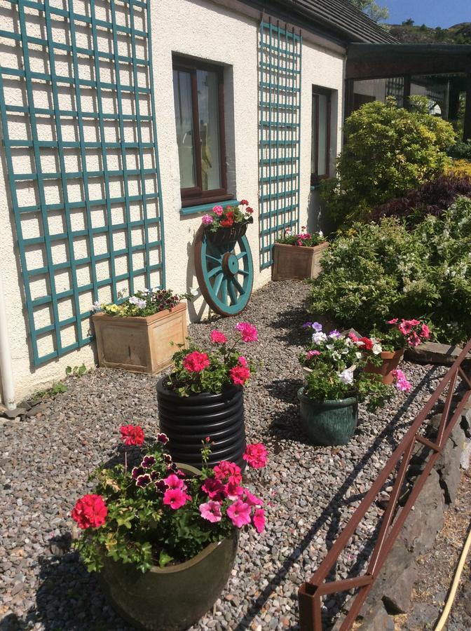 カイル・オブ・ロカルシュ Rasa Sayang Bed & Breakfast エクステリア 写真